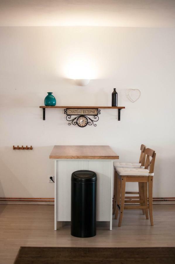 Appartement Apartman Železnice Extérieur photo